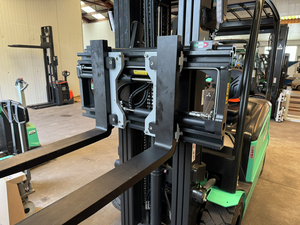 TRANSPORT HEFTRUCKS ELEKTRISCHE 3.5 TON HEFTRUCK VAN MITSUBISHI ELEKTRISCHE HEFTRUCK MET 3500 KG HEFVERMOGEN EN TRIPLEXMAST TE KOOP BIJ FORX DE BESTE HEFTRUCKDEALER HEFTRUCK TE KOOP CHARIOTS A VENDRE FORKLIFTS FOR SALE VERKOOP HEFTRUCKS VERHUUR HEFTRUCKS TRANSPORT HEFTRUCKS SERVICE VAN ALLE MERKEN MITSUBISHI CATERPILLAR NISSAN TOYOTA UNICARRIERS LINDE BESTE HEFTRUCKDEALER IN VLAANDEREN BELGIE ZEEBRUGGE BRUGGE TORHOUT ZEDELGEM ROESELARE MEULEBEKE WAREGEM VOOR ALLE MERKEN HEFTRUCKS VAN HOGE KWALITEIT @FORX 