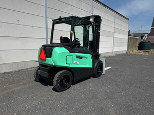 Discover the powerful and energy-efficient Mitsubishi FB50CN electric forklift—available now at Forx, your trusted partner in professional material handling solutions.