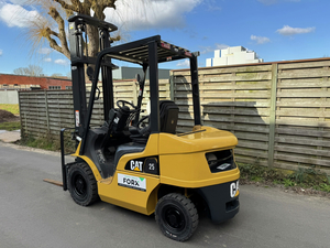 Caterpillar 2.5 ton diesel tripl 4.5M - Forx